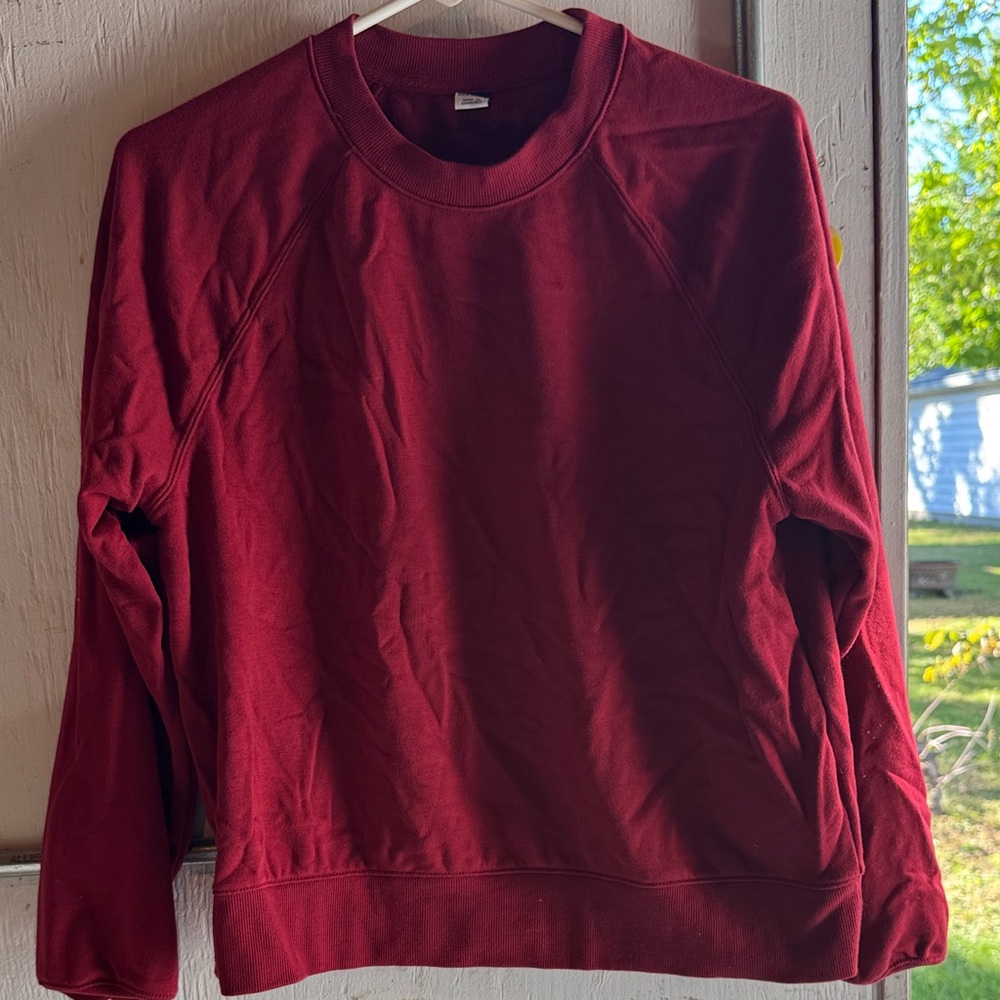 Old Navy Women's Burgundy Crewneck Top